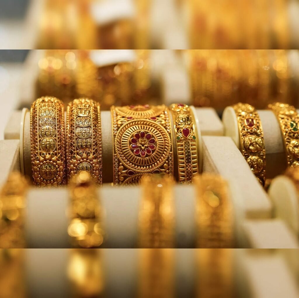 India Hikes Precious Metal Duties to 15% to Shield Economy from Global Turmoil