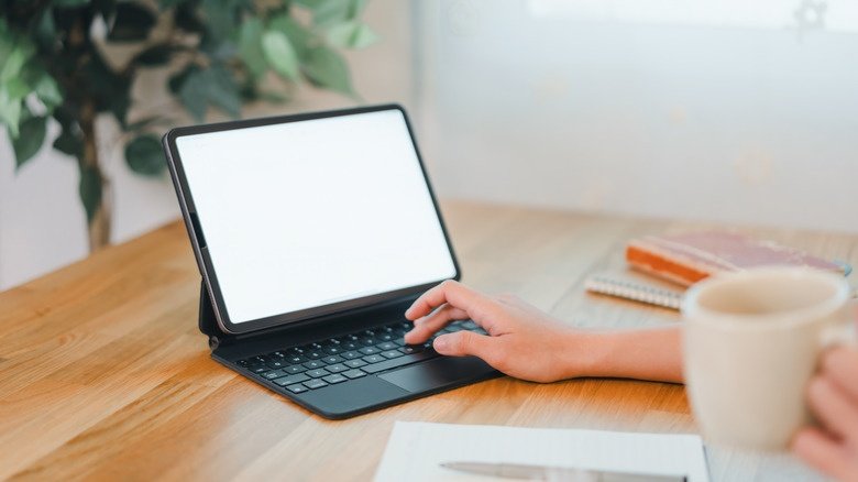 Can a Tablet Replace Your Laptop? A Week of Real-World Testing Reveals the Truth