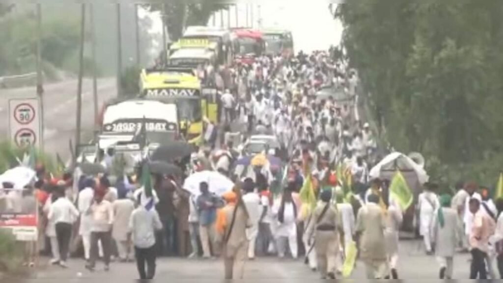 Farmers Halted at Haryana Border En Route to Delhi for “Kisan Mahapanchayat”