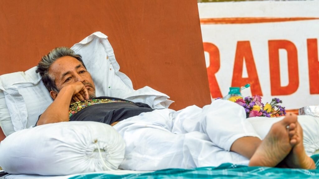 “I Will Continue My Fast”: Sonam Wangchuk Determined After Government Meets Protesters