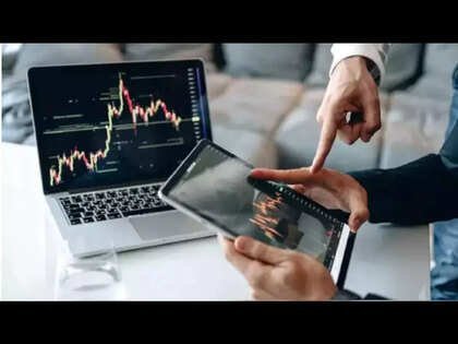 Understanding Stock Reports Plus and the “10 on 10” Score
