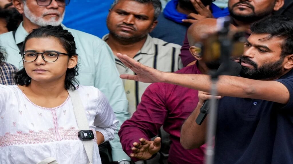 Opposition Slams Delhi Police Over Detention of Youth Leaders During ‘Tiranga’ Protests Against Alleged Electoral Fraud