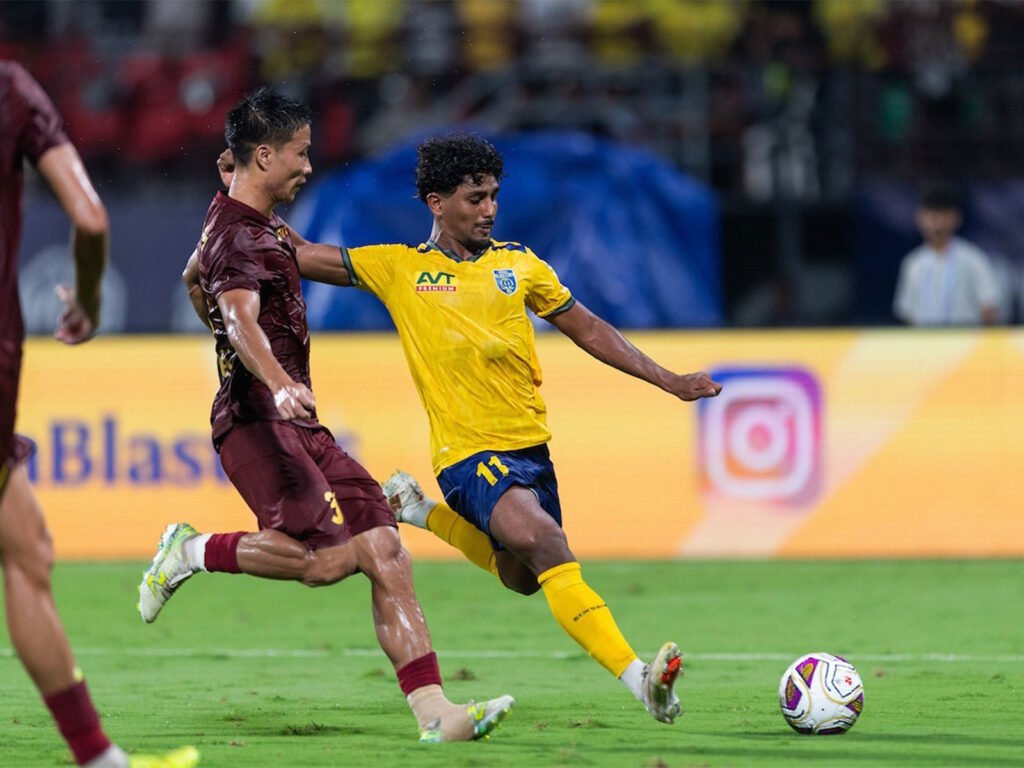 Kerala Blasters FC and Mumbai City FC Play Out a Goalless Thriller in Kochi ( Photo/ISL Press Release)
