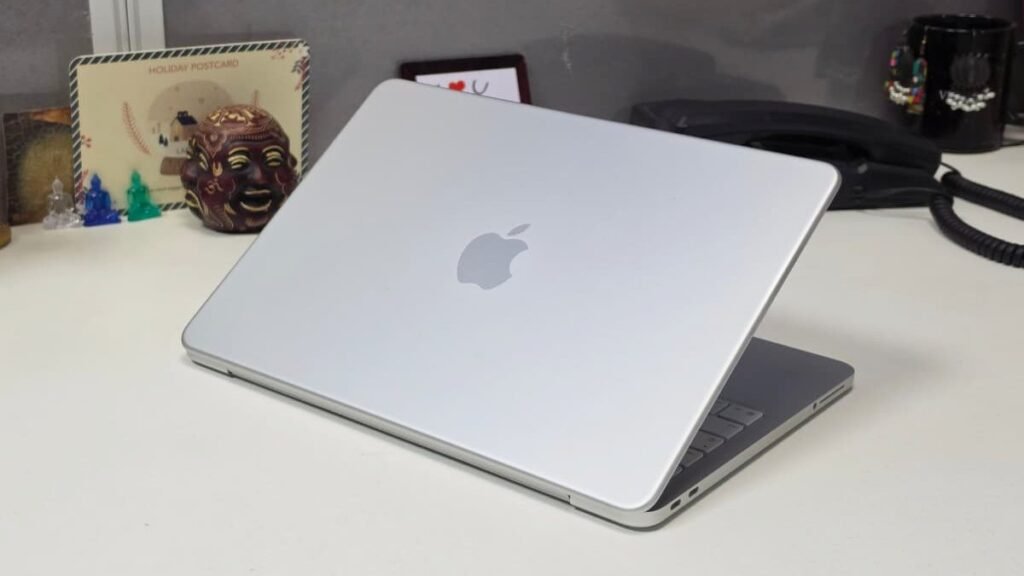 Give Your Laptop a Break Without Breaking the Bank: 6 Tablet Deals on Flipkart